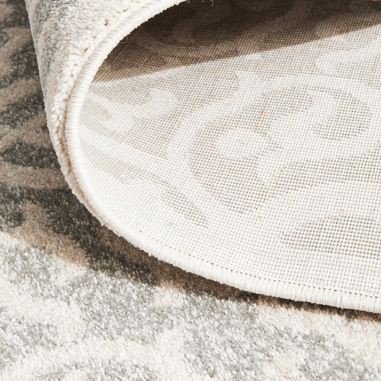 Chrome Lydia Silver Runner Rug