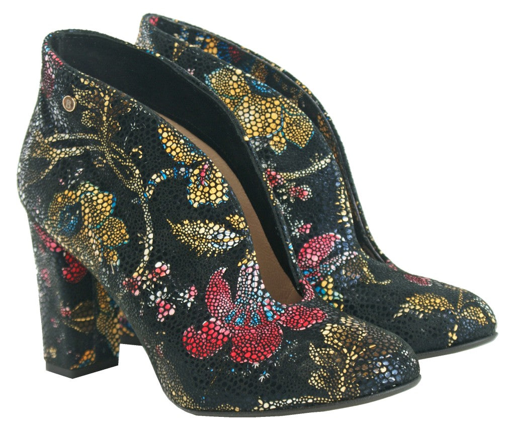 Bosccolo Womens Boots - Flowers On Black
