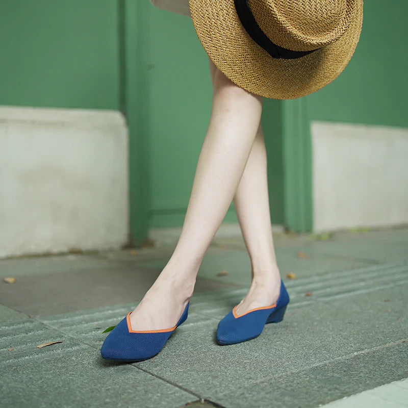 Minimalist Heart Heel Pointed Toe Knit Flats - Peacock