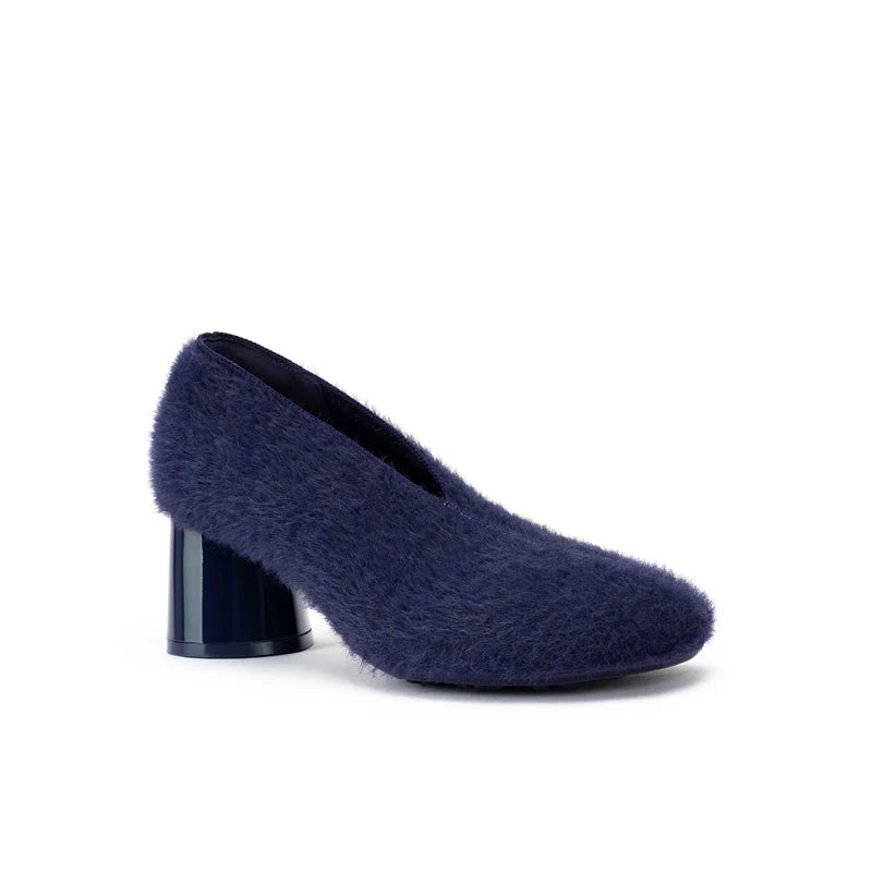 Fuzzy Round Toe Block Heel Pumps - Navy