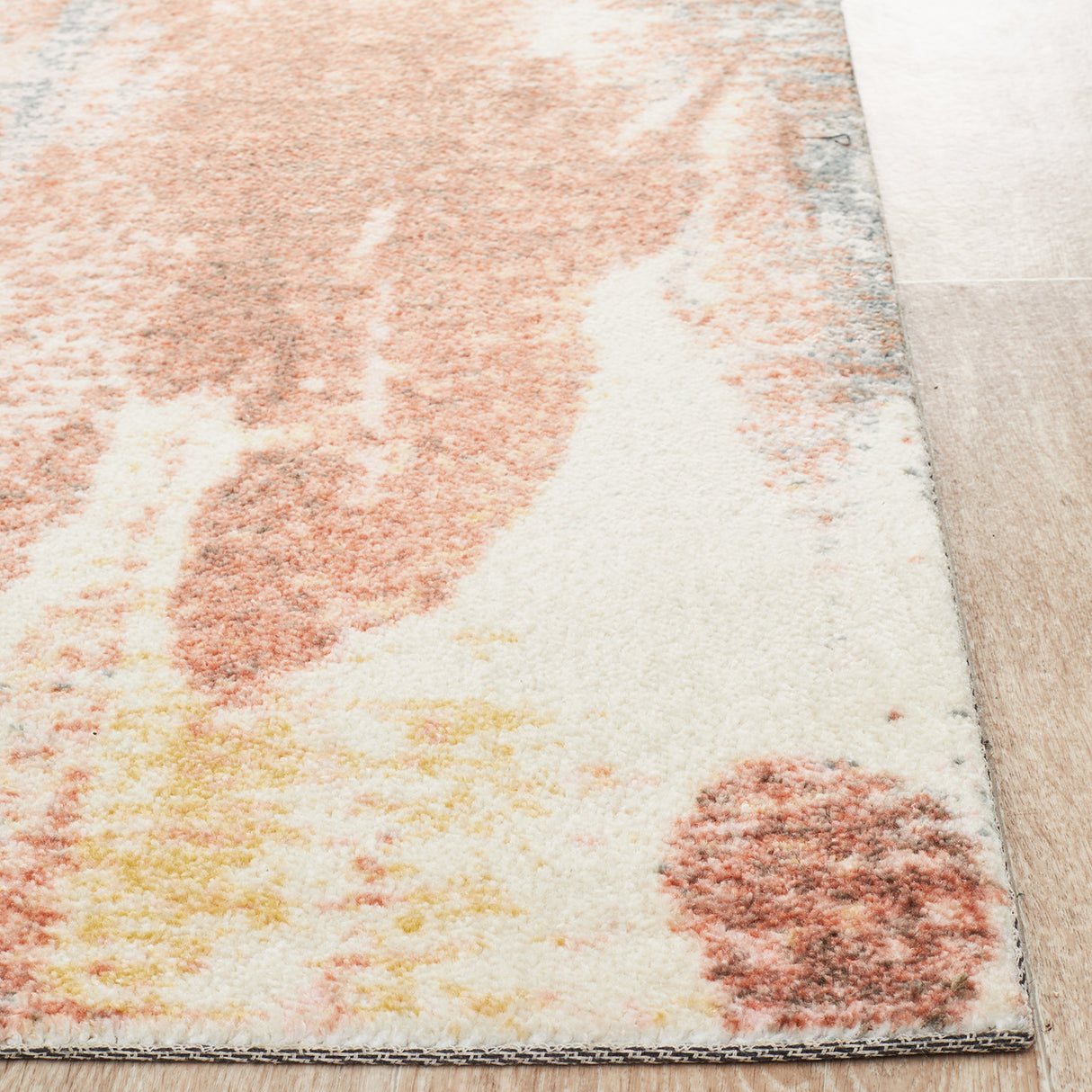 City 568 Multi Rug
