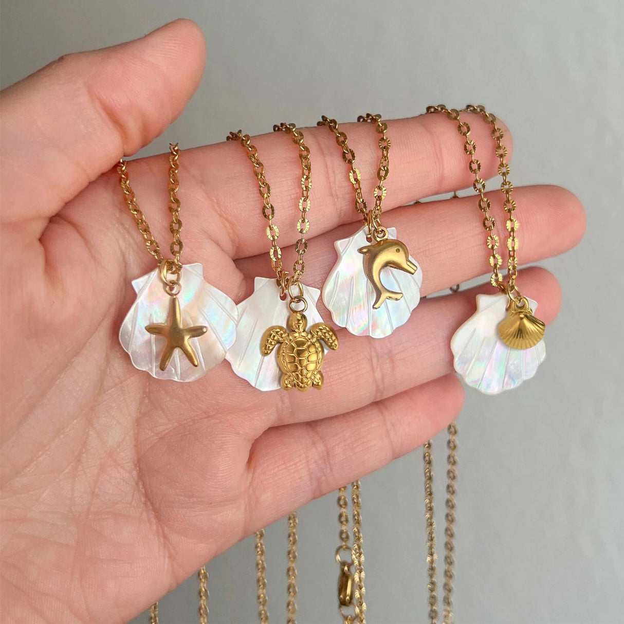 Bullion Gold Pearl Shell & Gold Sea Turtle Necklace