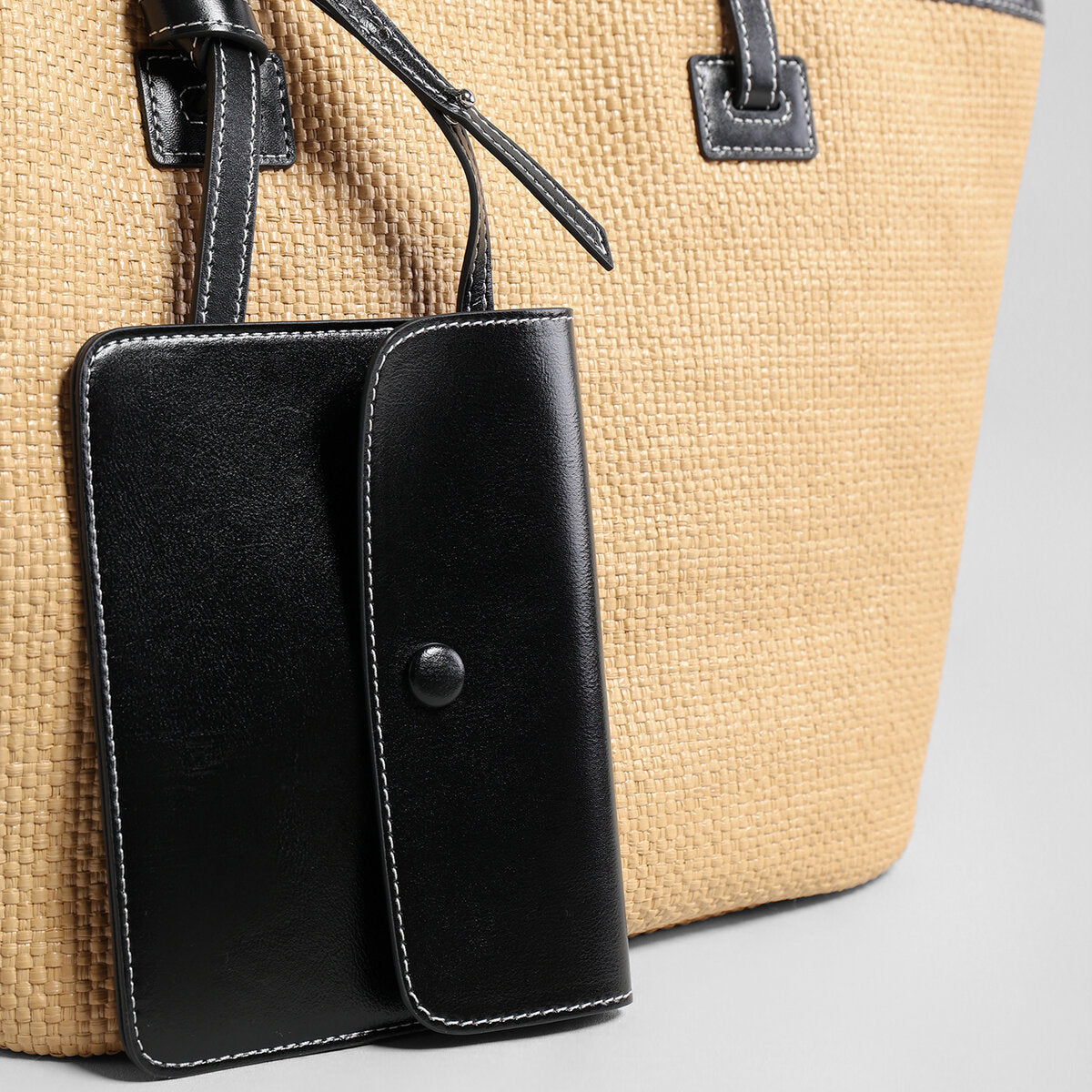Handwoven Raffia Tote Bag - Natural