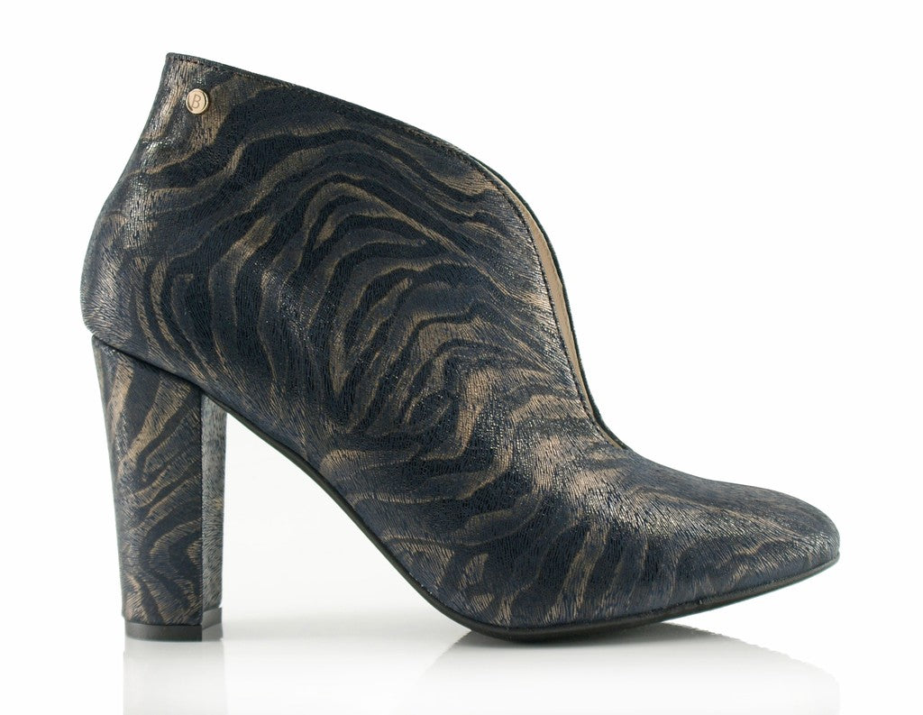 Bosccolo Womens Heel Boots Zebra - Navy Blue