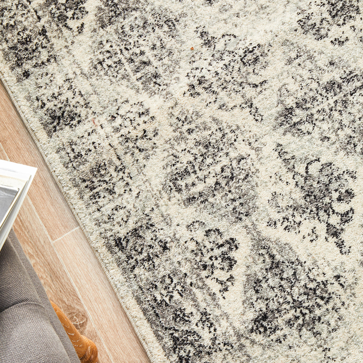 Century 999 Grey Runner Rug