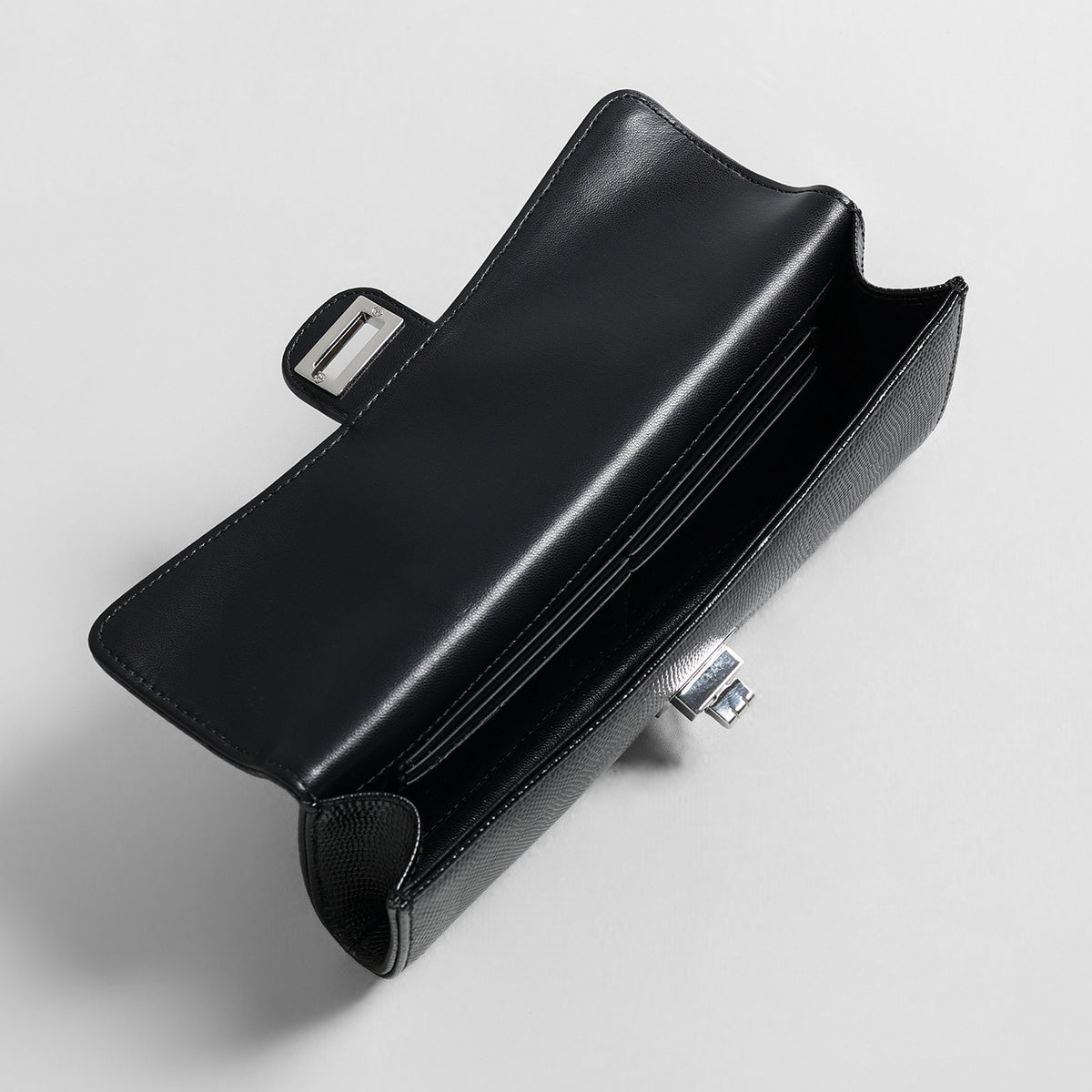 Lizard Embossed Leather Baguette Bag – Black Chain Shoulder Bag