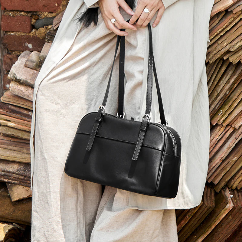 Nalandu Vintage Leather Bowling Bag - Black