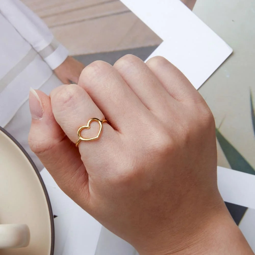 Solid 925 Sterling Silver Crystals Queued In Gold Ring