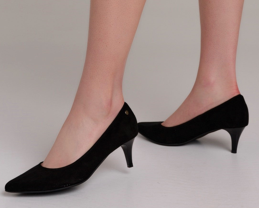 Bosccolo Womenslow Heels - Black Suede