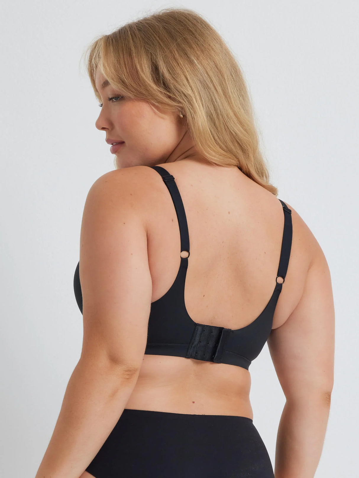 Alive Supportive Full Figure Wirefree Bra