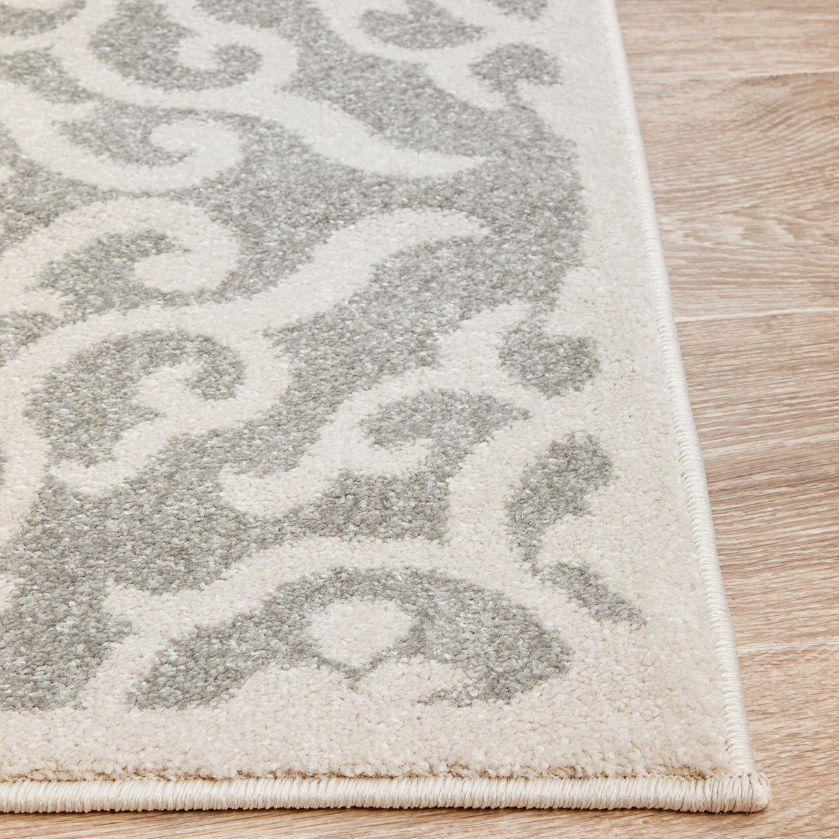 Chrome Lydia Silver Rug
