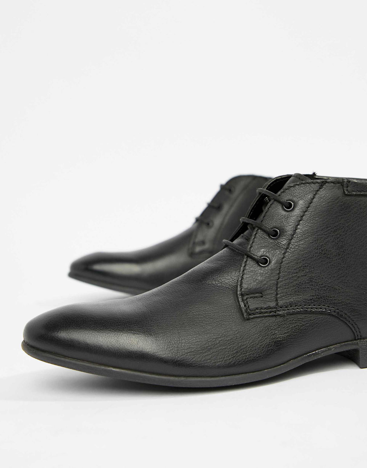 Asos Design Chukka Boots In Black Leather
