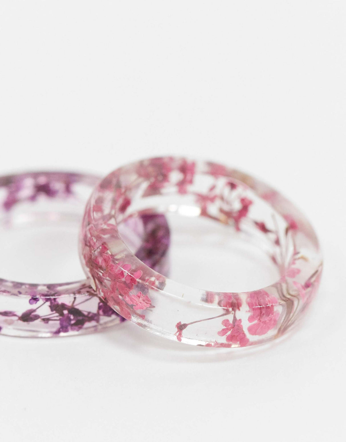 Asos Design Pack Of 2 Rings With Floral Plastic Resin In Pink And Purple