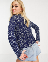 Wednesday'S Girl Relaxed Smock Top With Peplum Hem In Ditsy Floral Print