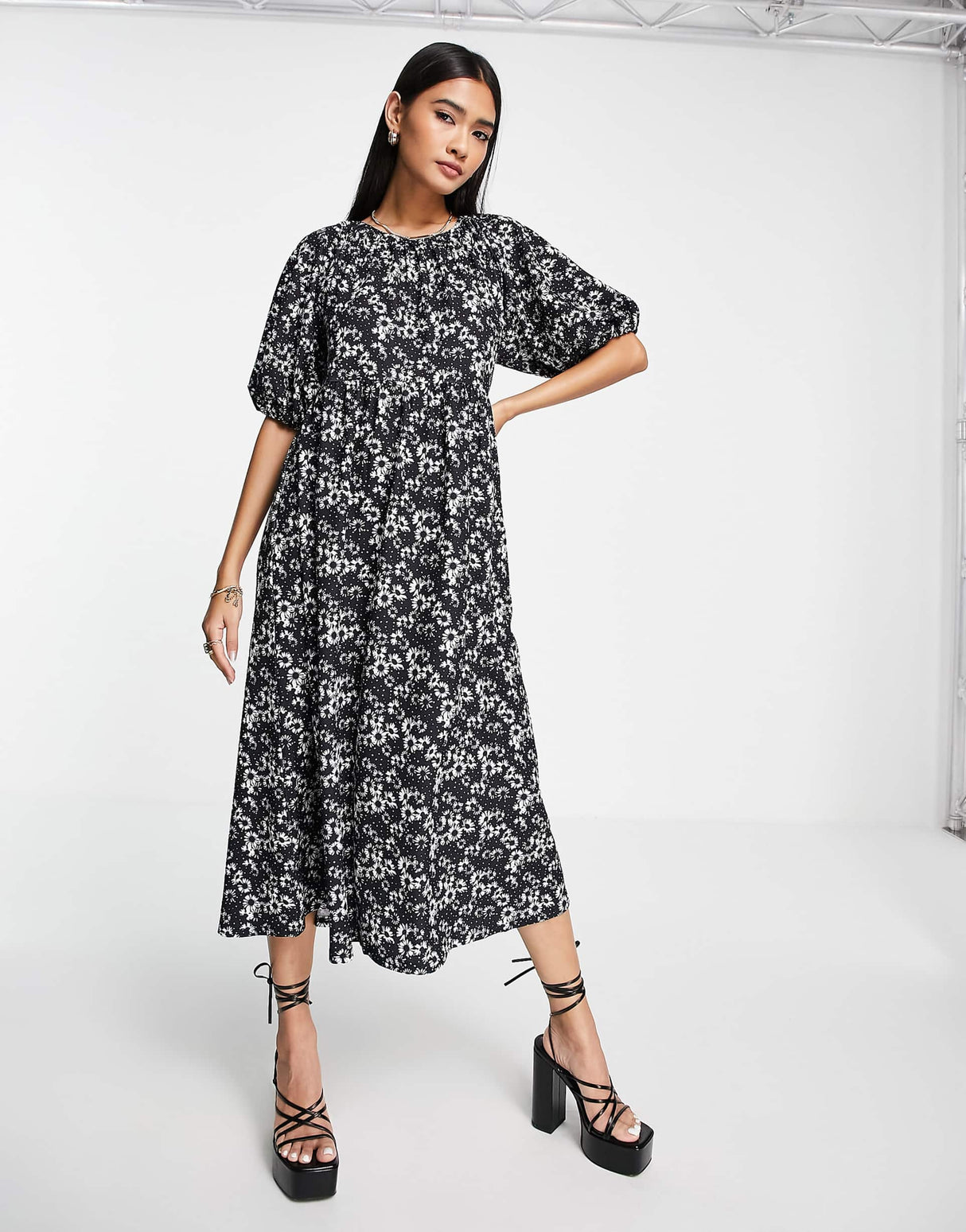 Asos Design Midi Smock Dress With Short Puff Sleeves In Black And White Daisy Print