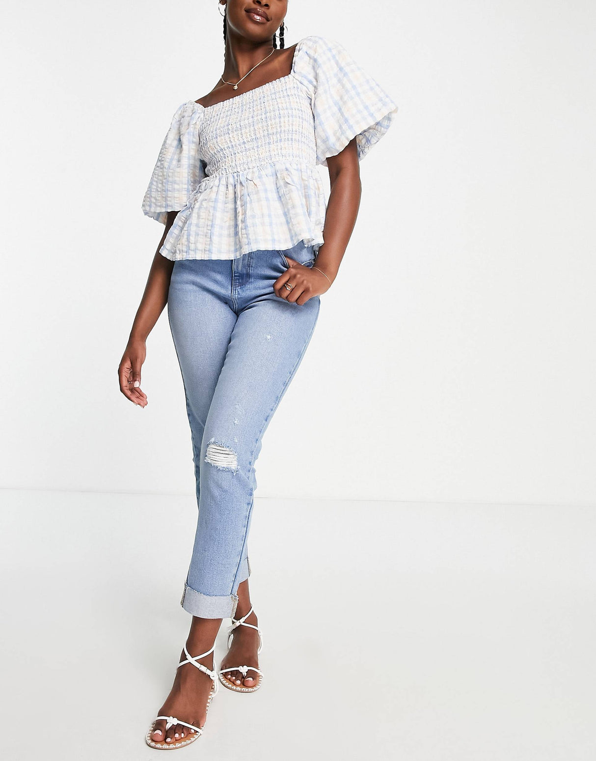 Urban Bliss Slim Jeans With Busted Knee In Light Wash
