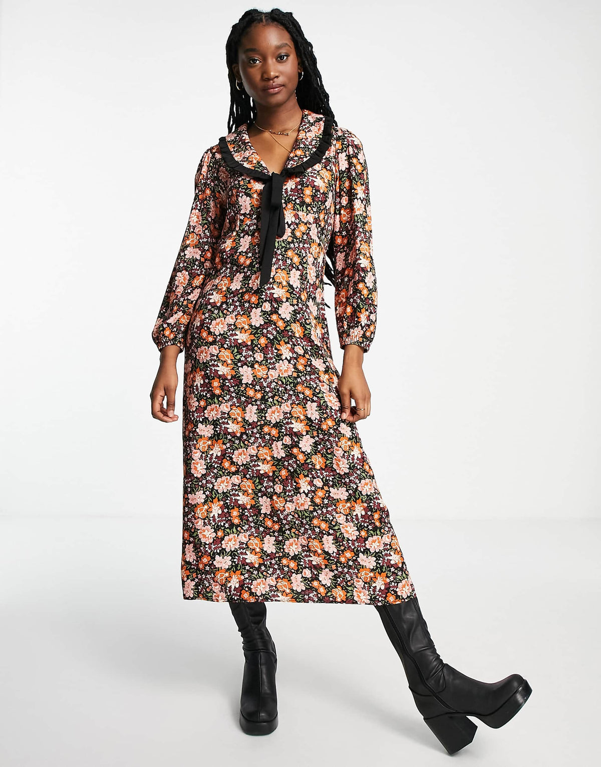 Nobody'S Child Phoebe Maxi Dress With Tie Collar In Vintage Floral