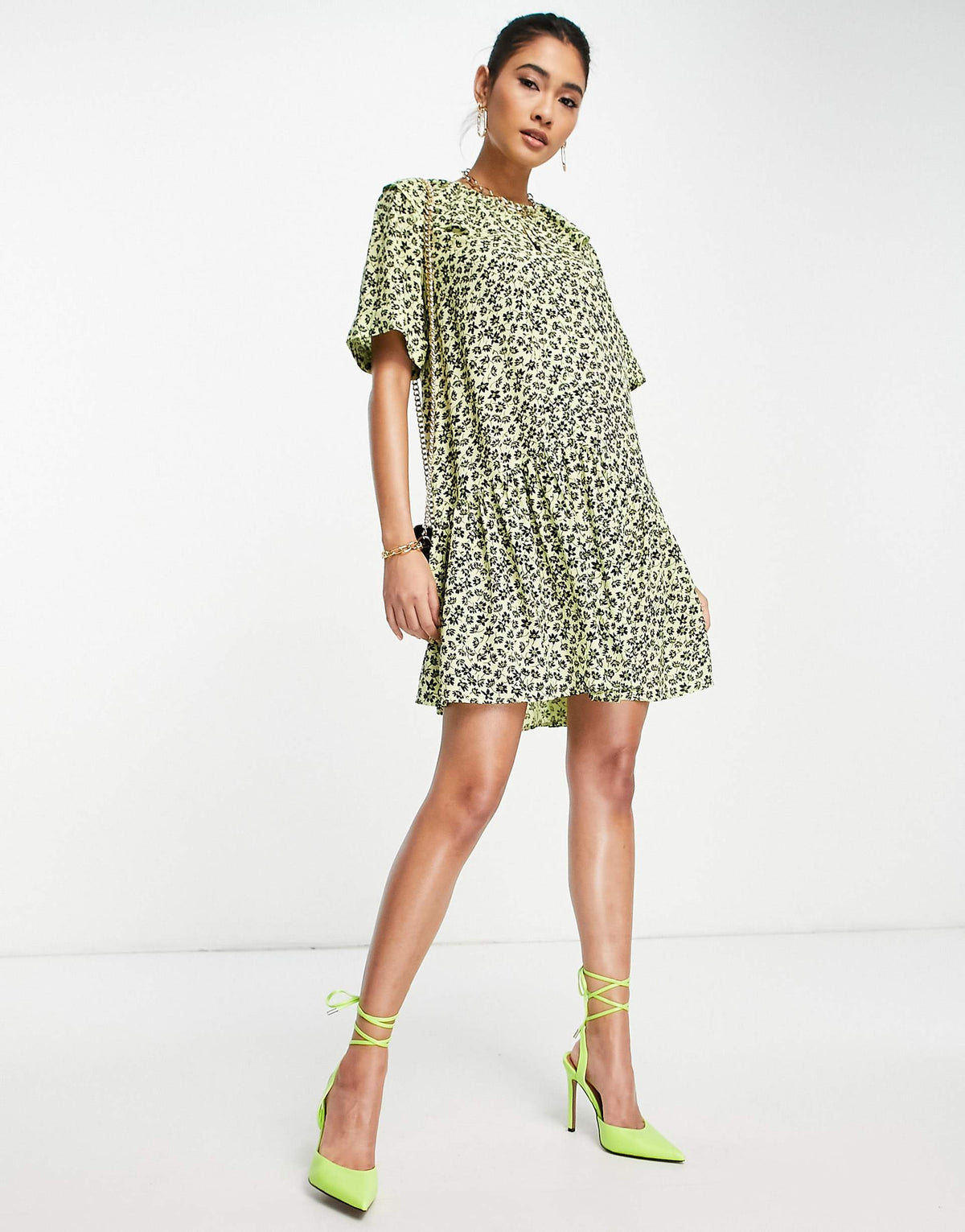 Whistles Short Sleeve Mini Dress With Ruffle Hem In Ditsy Floral