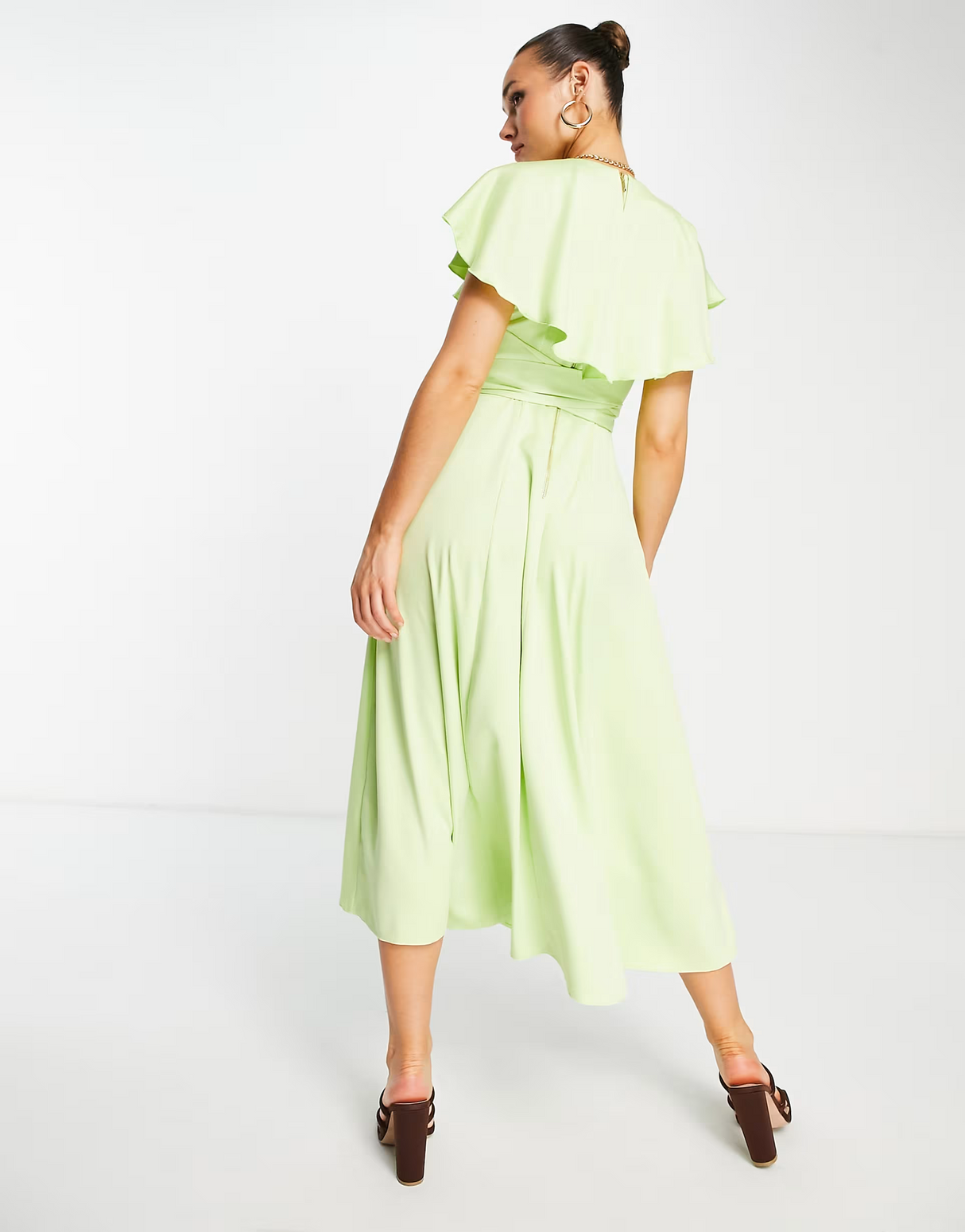 Closet London Ruched Waist Flutter Sleeve Midi Dress In Lime