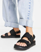 Shaka Weekender Kilt Sandals With Removable Strap In Black Leather