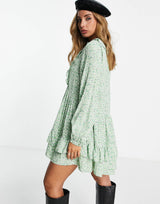 Edited Mini Tiered Tea Dress In Green Daisy Print