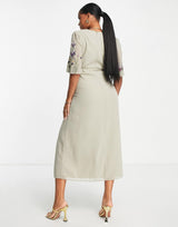 Hope & Ivy Maternity Adelaide Embroidered Dress In Sage Green