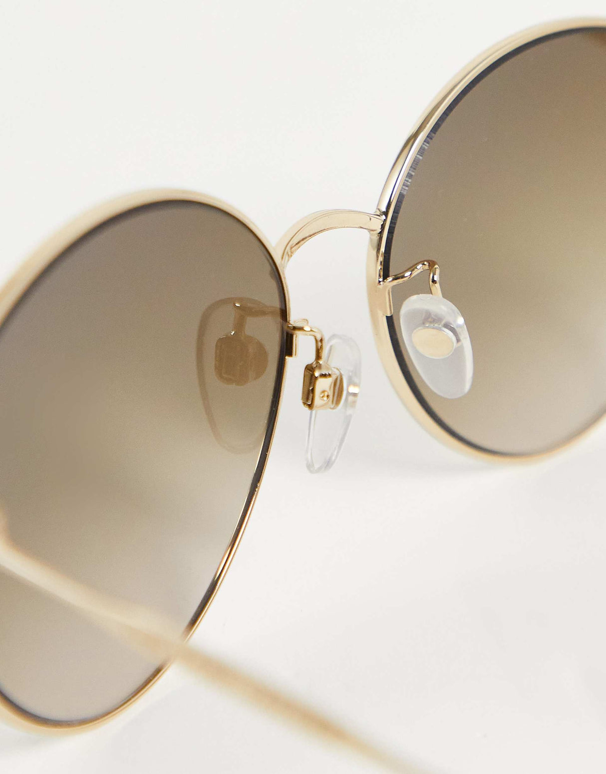 Marc Jacobs Oval Sunglasses In Gold Brown