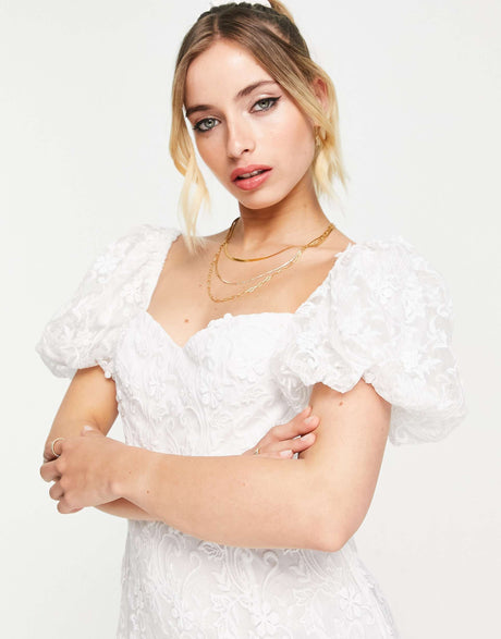 Love Triangle Puff Sleeve Midi Dress In White Lace