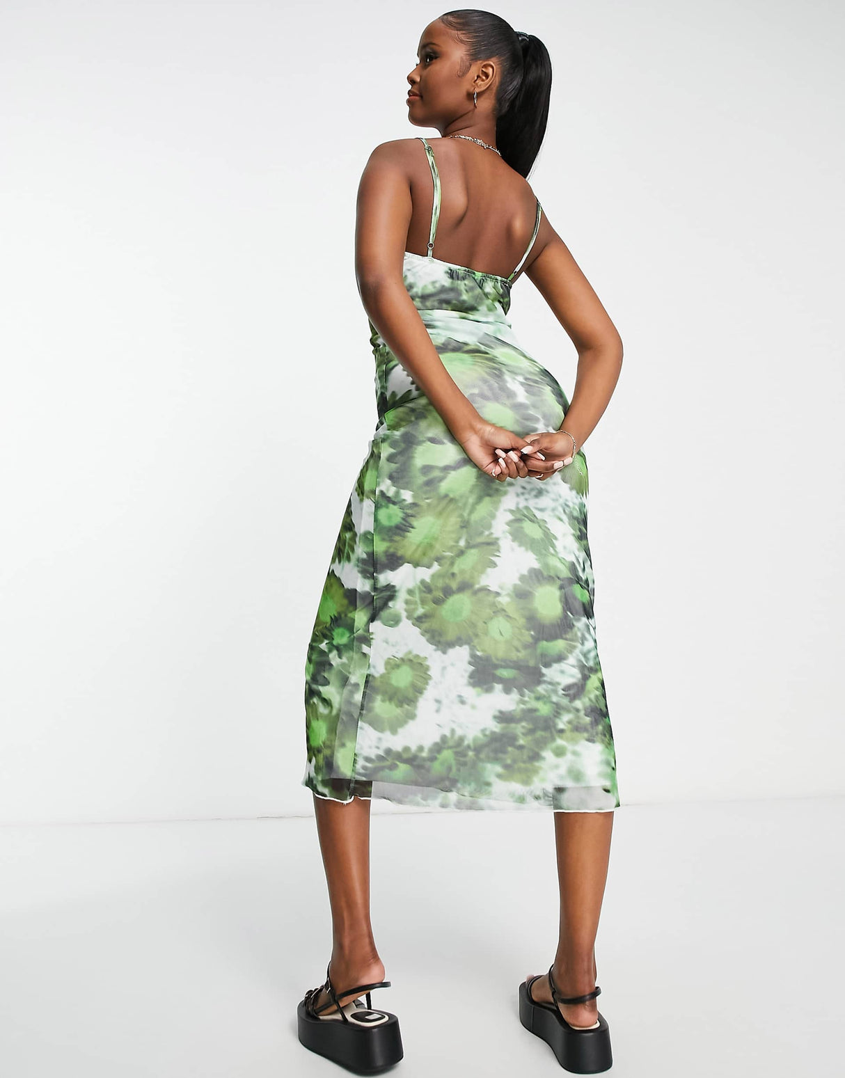 Motel Square Neck Cami Maxi Dress In Blurred Green Daisy Mesh