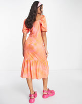 Wednesday'S Girl Puff Sleeve Midi Smock Dress With Tiered Skirt In Bright Gingham