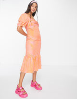 Wednesday'S Girl Puff Sleeve Midi Smock Dress With Tiered Skirt In Bright Gingham