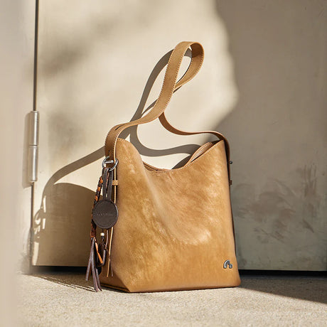 Nalandu Vintage Leather Large Capacity Tote Bag - Camel