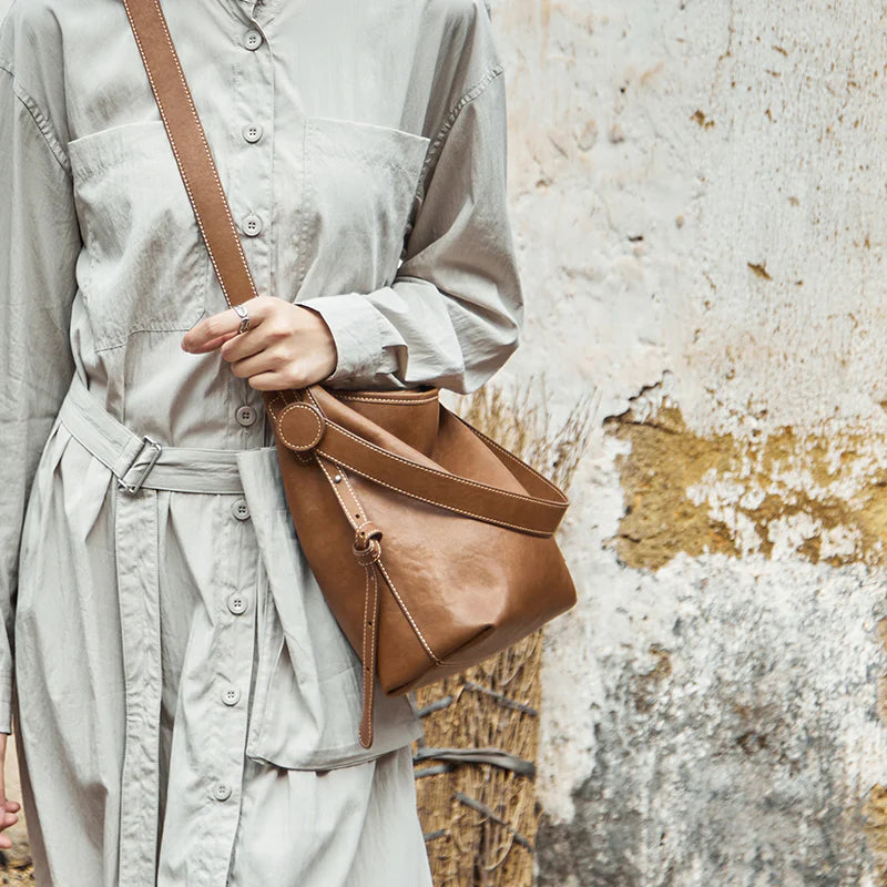 Nalandu Vintage Leather Slouchy Tote Bag - Brown