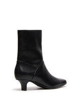 Therapy Shade Black