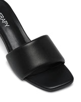 Therapy Luxe Black Smooth