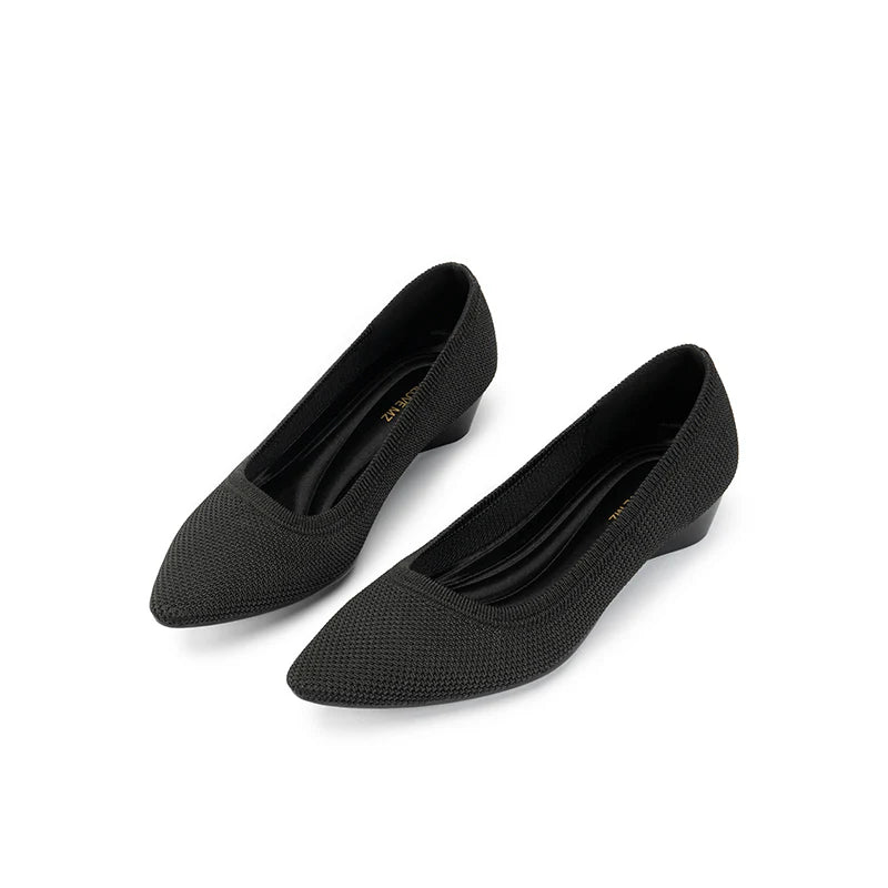 Diagonal Cut Knit Pointed Toe Wedge Flats - Black