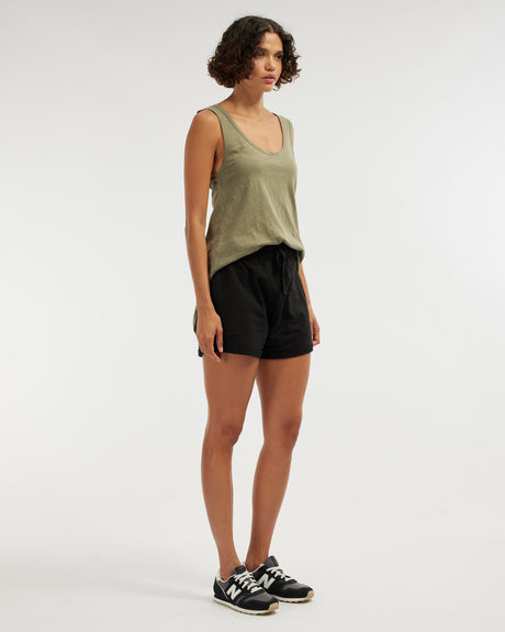 Amelius Abigail Rolled Hem Short - Black