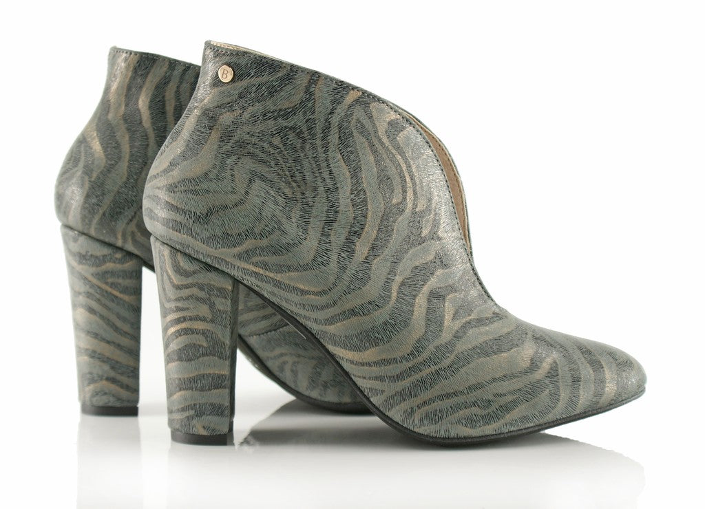Bosccolo Womens Heel Boots Zebra - Grey