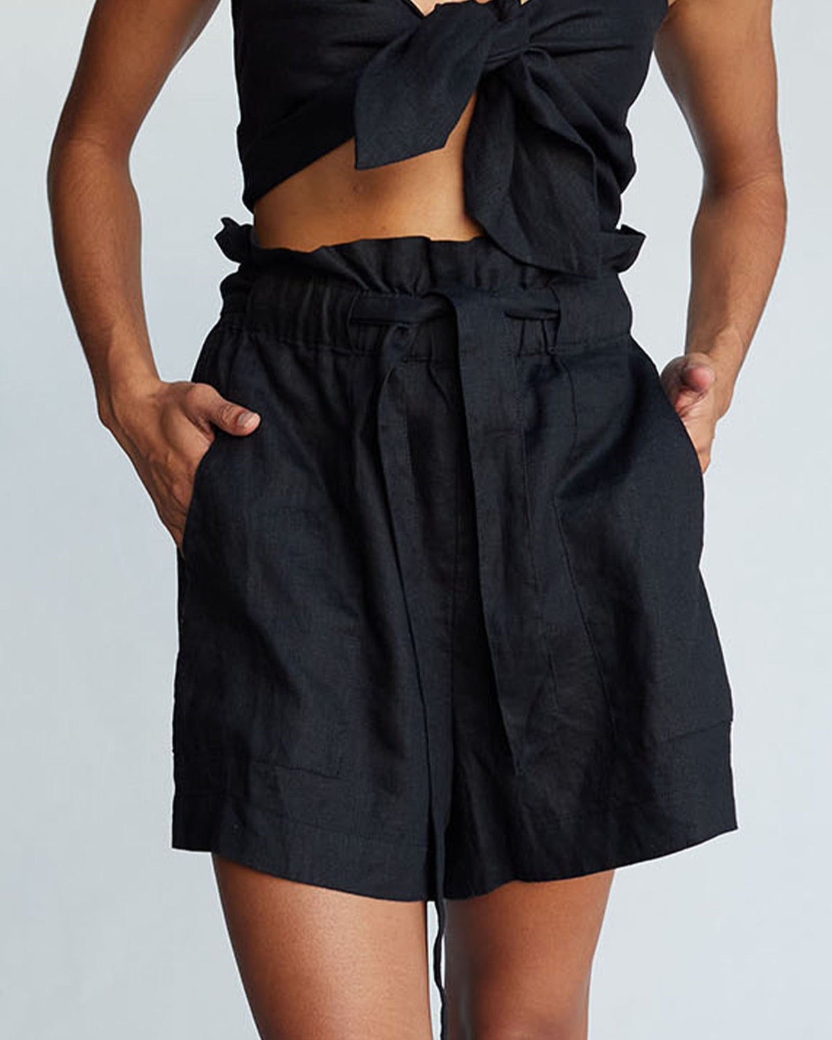 Amelius Sahara Linen Shorts - Black