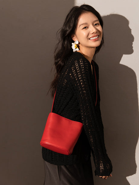 Thin Strap Waterproof Leather Bucket Bag - Red