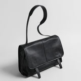 Vintage Leather Messenger Bag – Flap-Top Crossbody Shoulder Bag