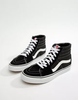 Vans Sk8-Hi Trainers In Black