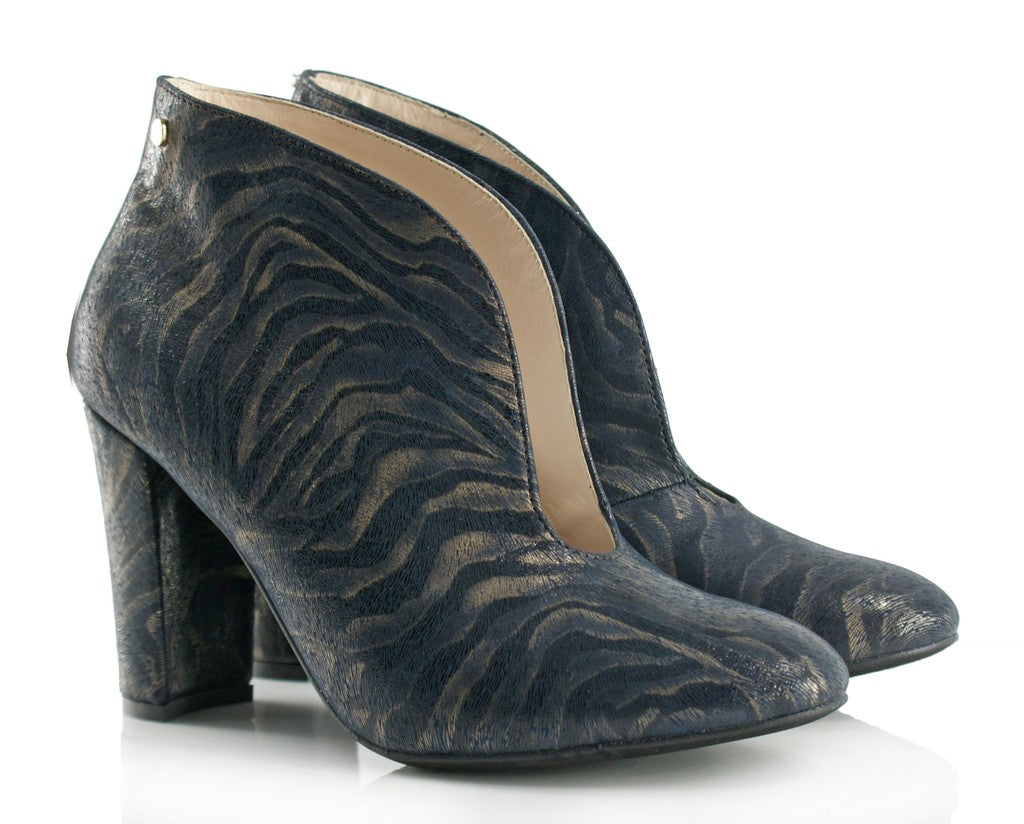Bosccolo Womens Heel Boots Zebra - Navy Blue