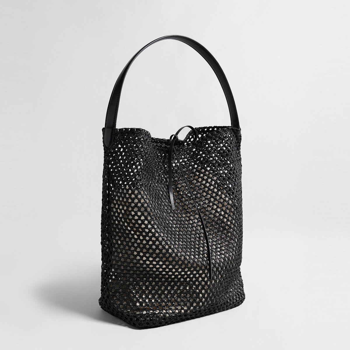 Handwoven Straw Bucket Tote - Black