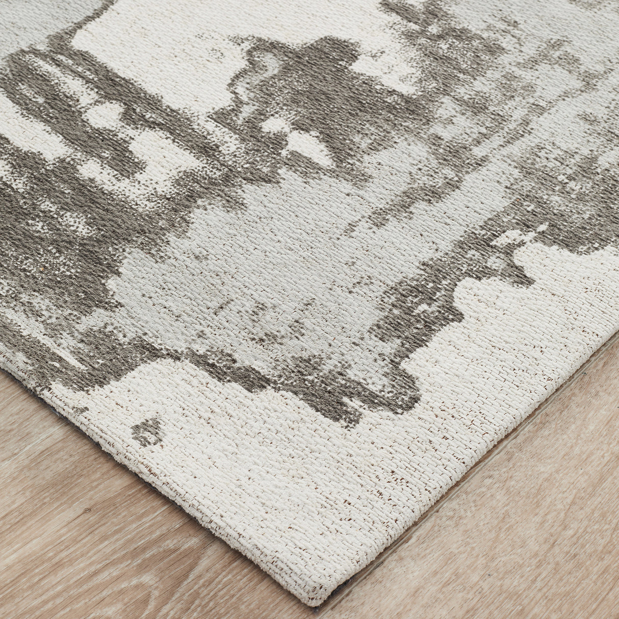 Magnolia 11 Silver Rug