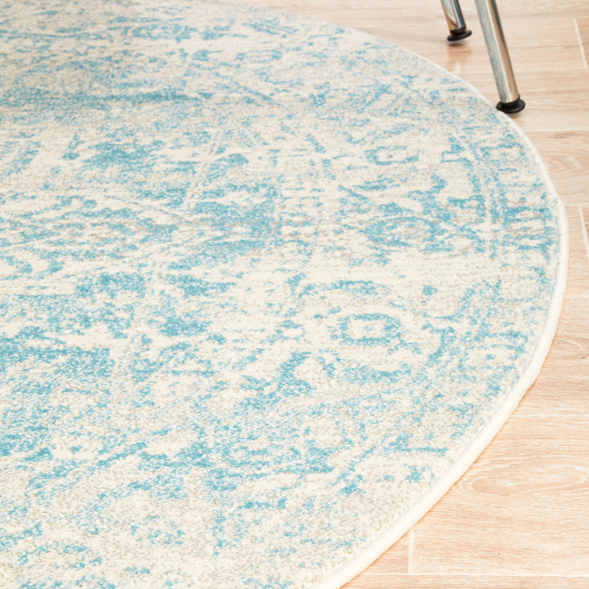 Evoke 253 White Blue Round Rug