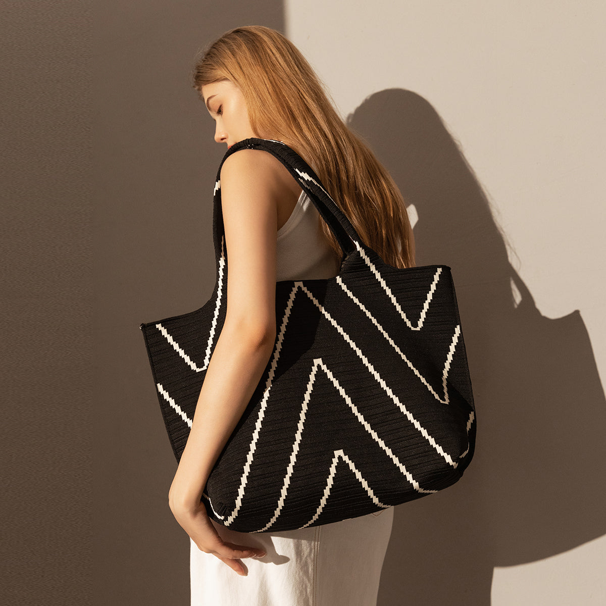 Retro Chevron Canvas Tote Bag - Black