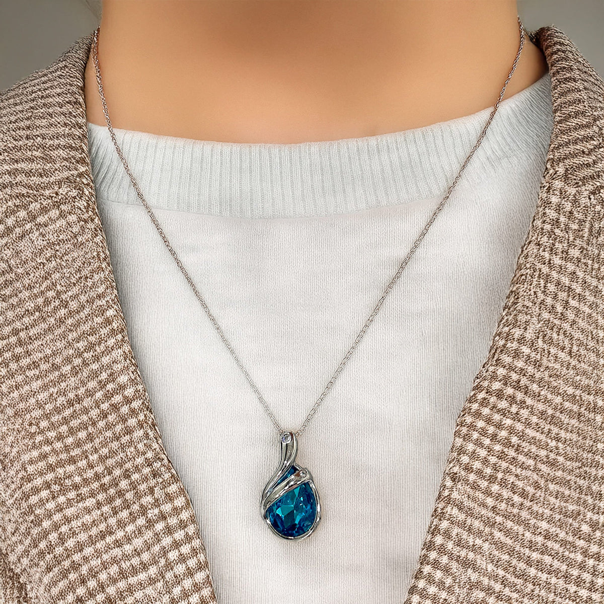 Ocean Blue Seena Necklace