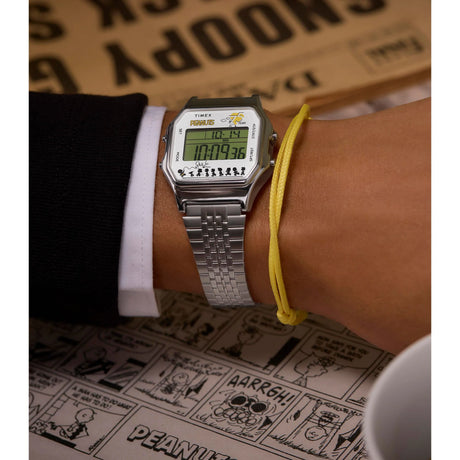 Timex Peanuts T80 Silver Black Leather