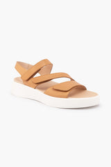 Klouds Imelda Tan